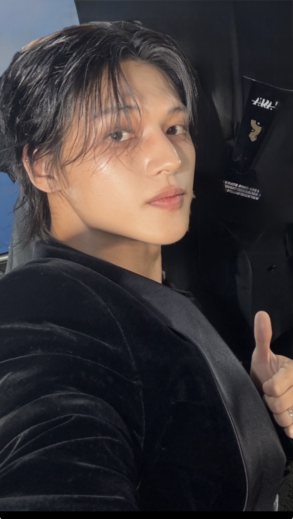 友榮 (ATEEZ)的最新照片