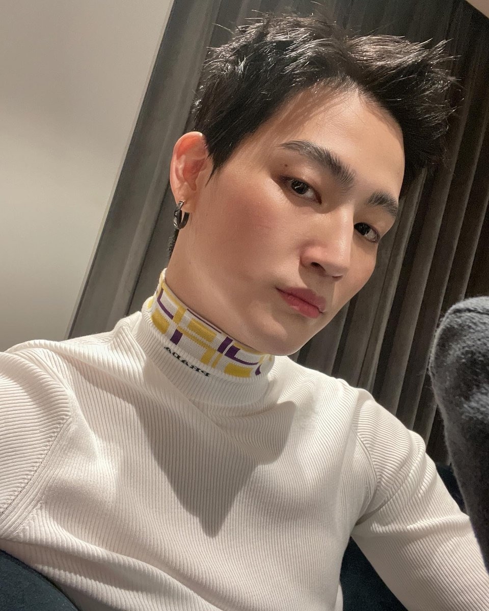 Recent activity shot of JAY B (GOT7)