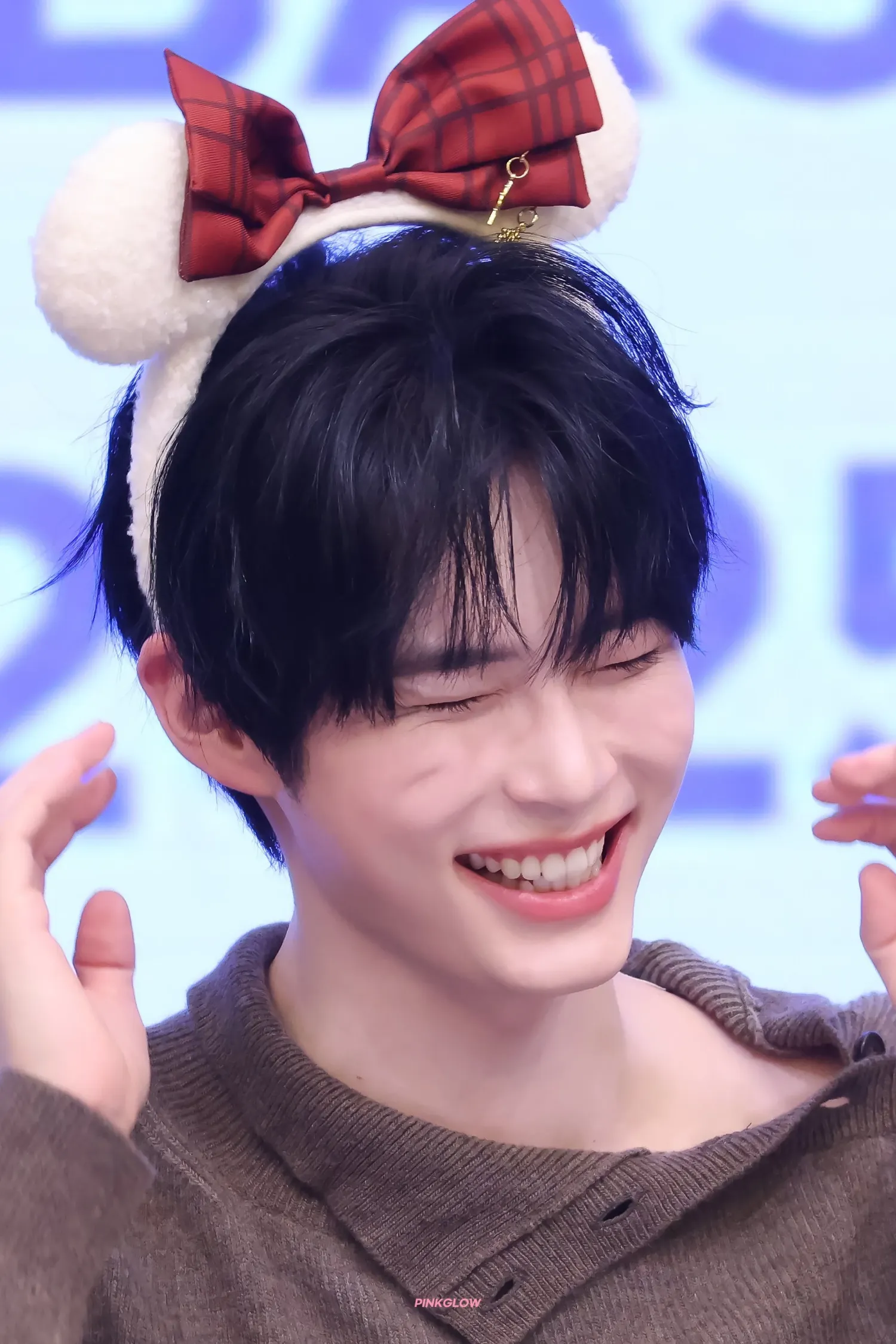 A moment captured by Sung Hanbin (ZEROBASEONE)'s fan