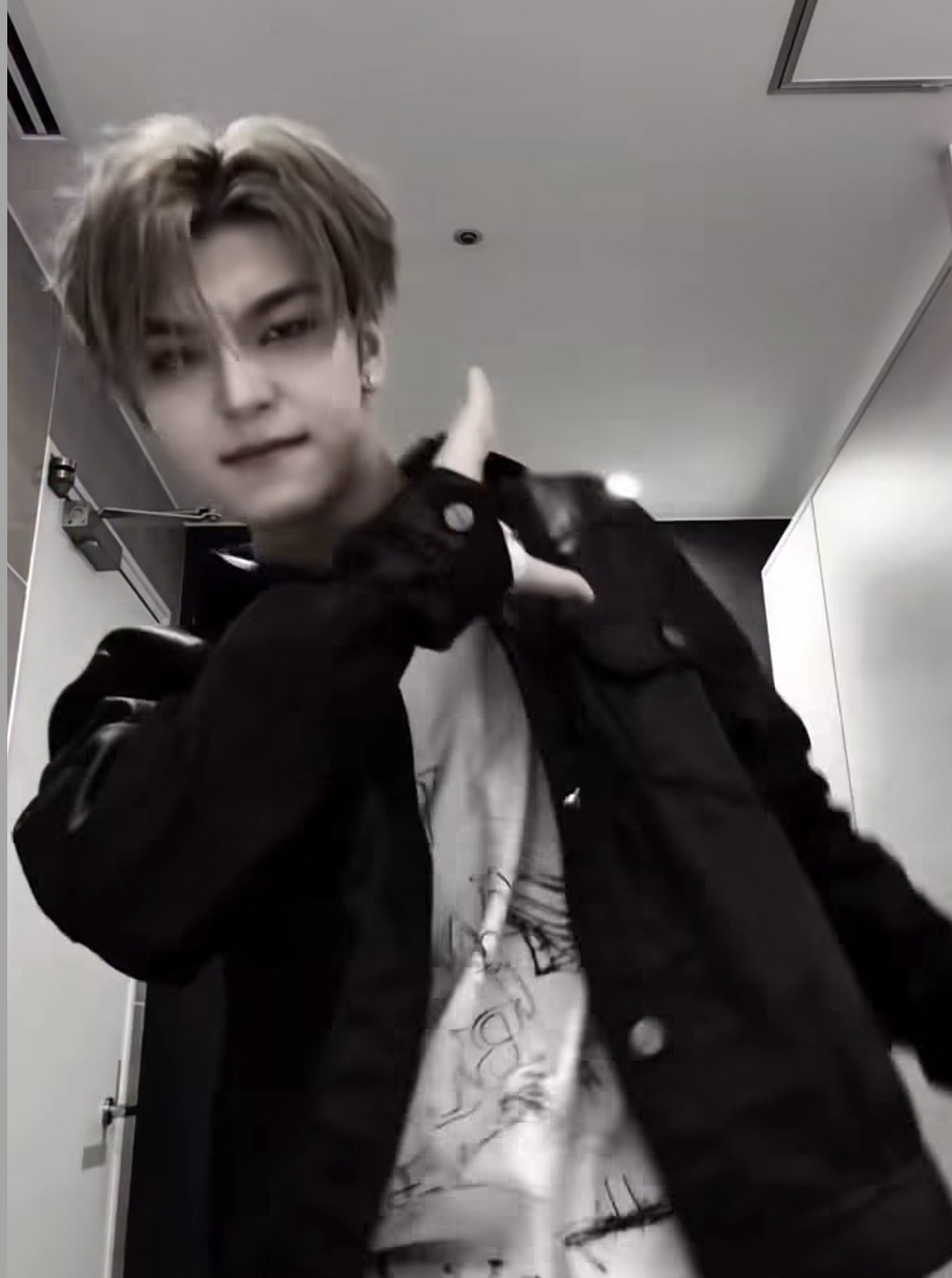 贺鑫隆 (ALPHA DRIVE ONE)粉丝拍下的瞬间