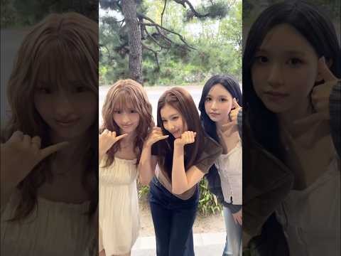 Foto terbaru Momo (TWICE)