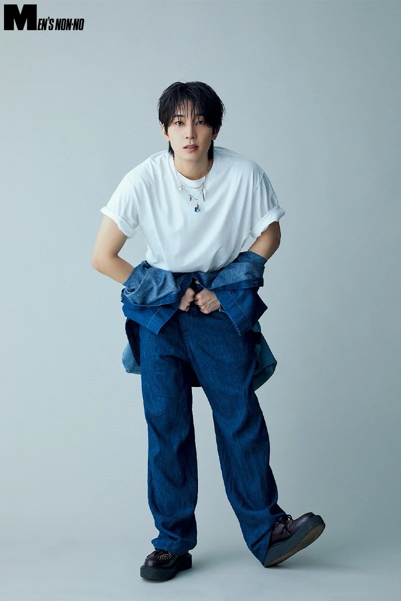 Recent activity shot of Wonwoo (SEVENTEEN)