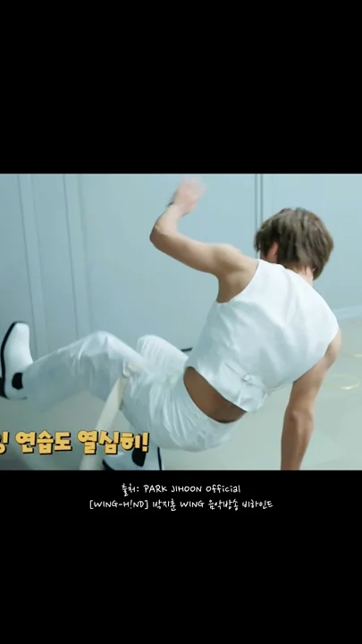 Today's most popular wallpaper in the Park Jihoon community