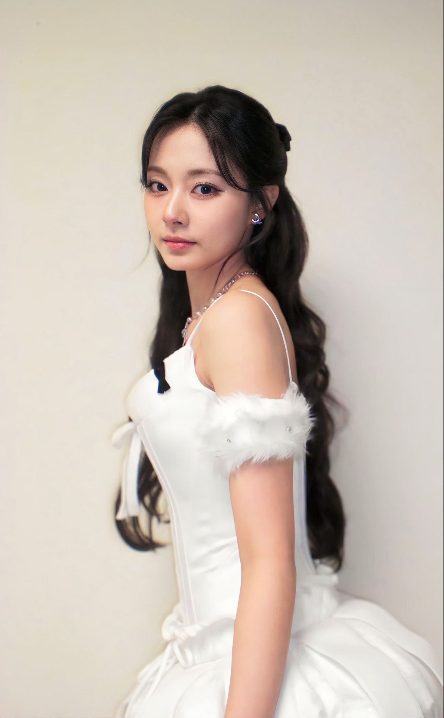 Latest photo of Tzuyu (TWICE)
