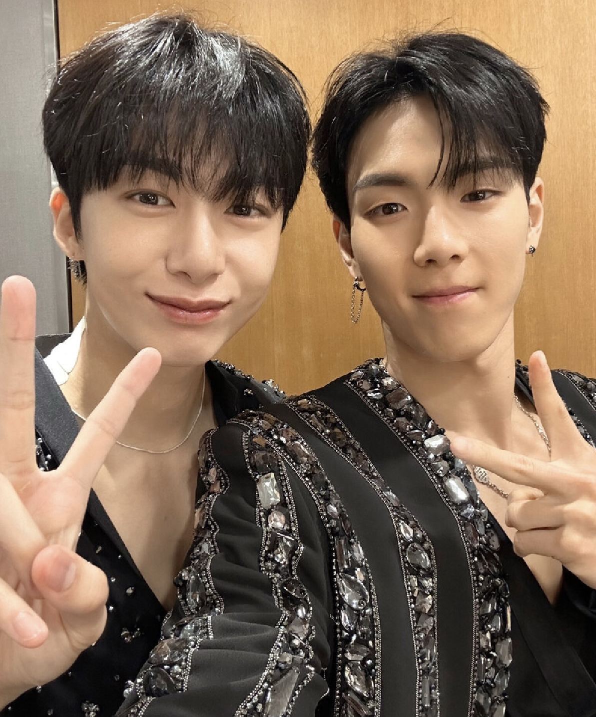 亨元 (MONSTA X)的最新活動照片