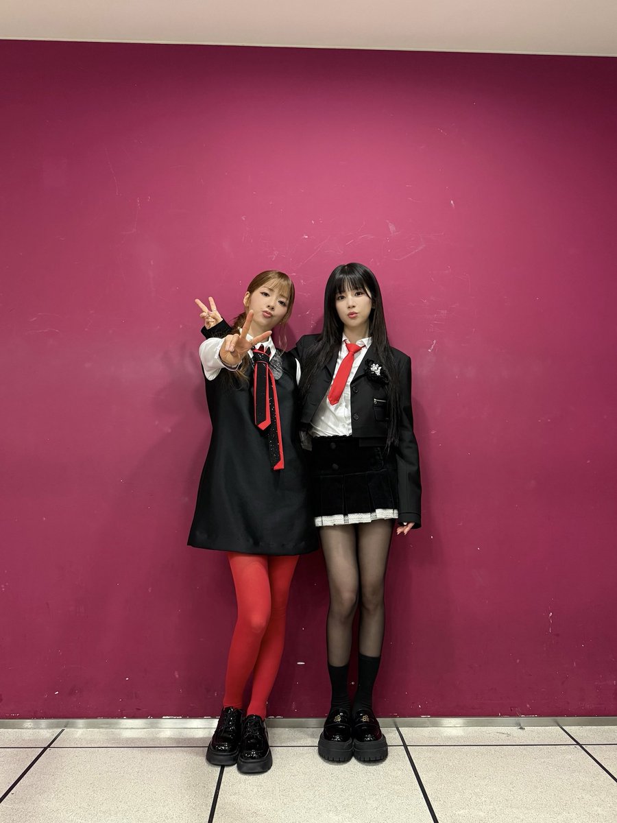 Apinkの舞台裏ショット