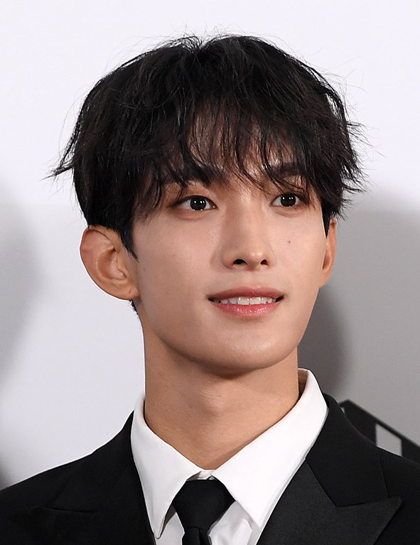 Behind-the-scenes cut of DK (SEVENTEEN)