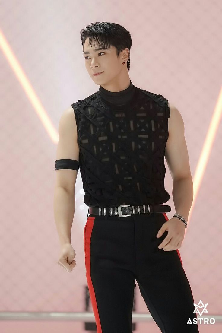 A moment captured by Moonbin (ASTRO)'s fan