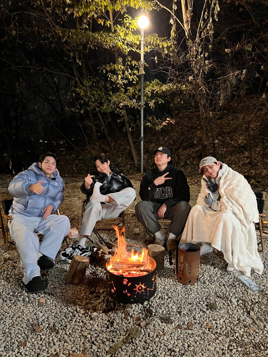 Behind-the-scenes cut of DAY6