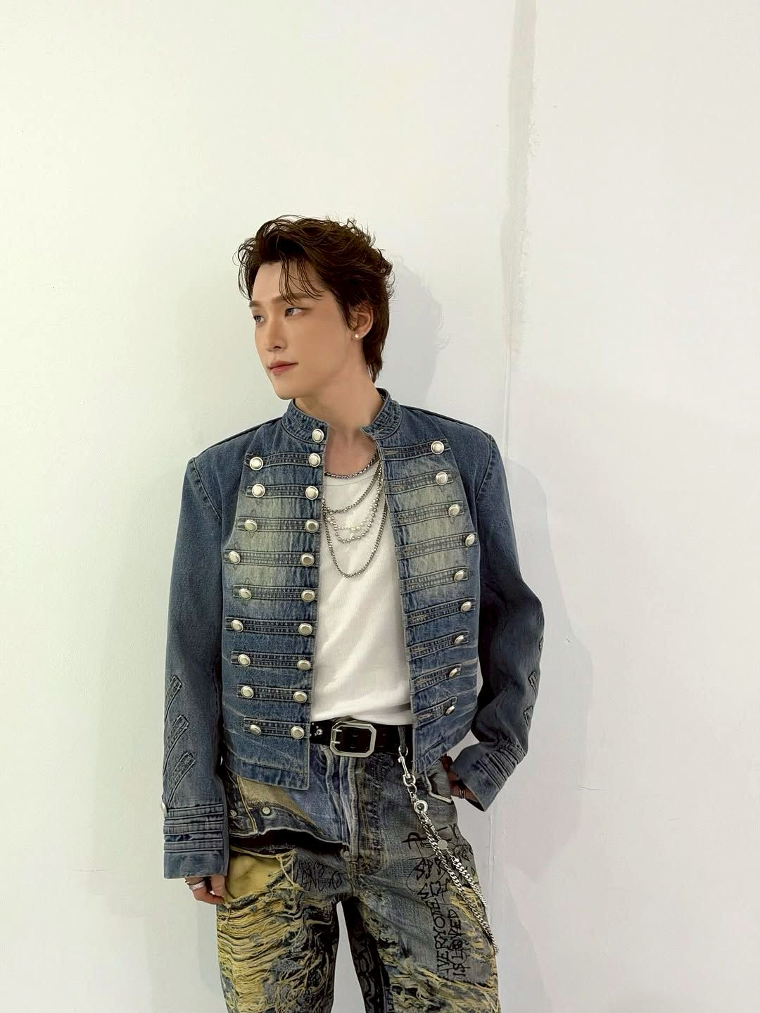 Behind-the-scenes cut of Dino (SEVENTEEN)