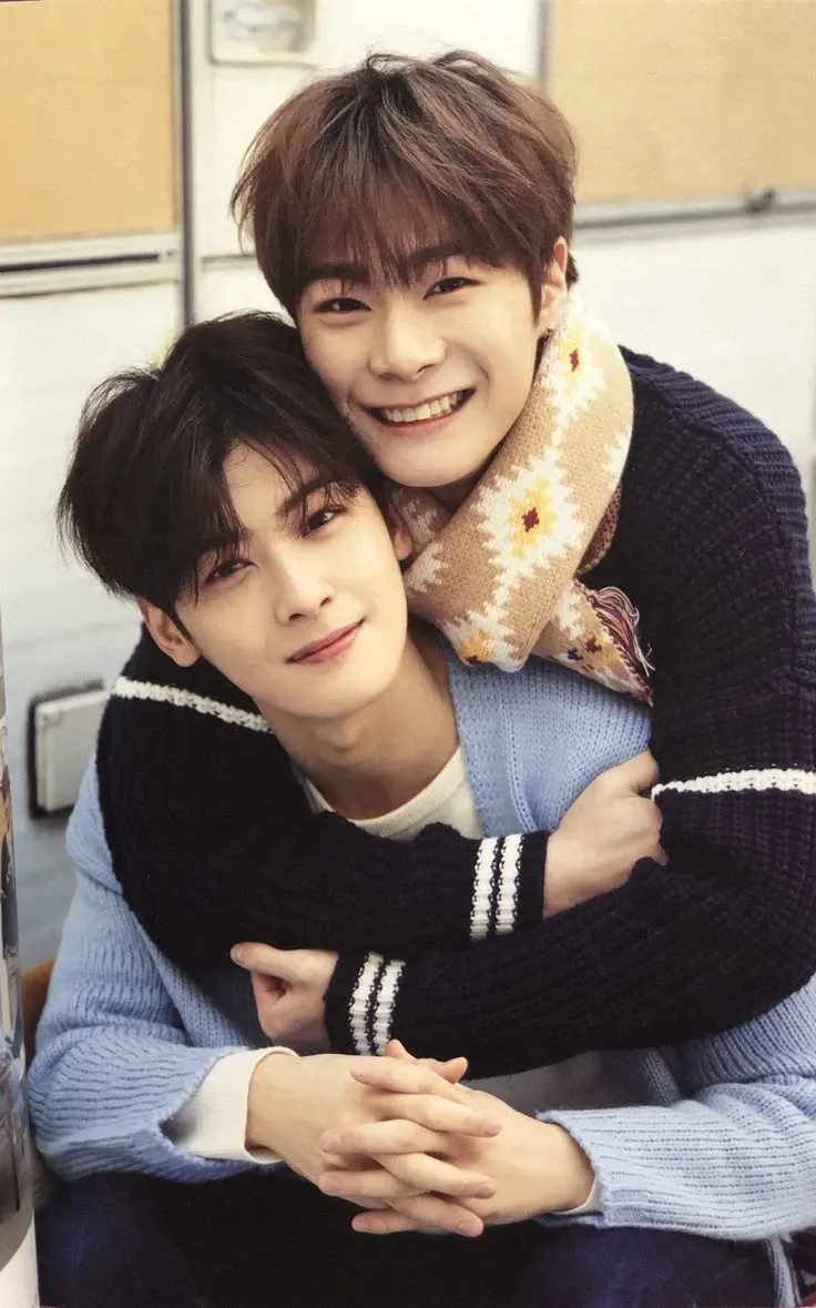 K-POP posts beloved by 차은우 (아스트로) fans