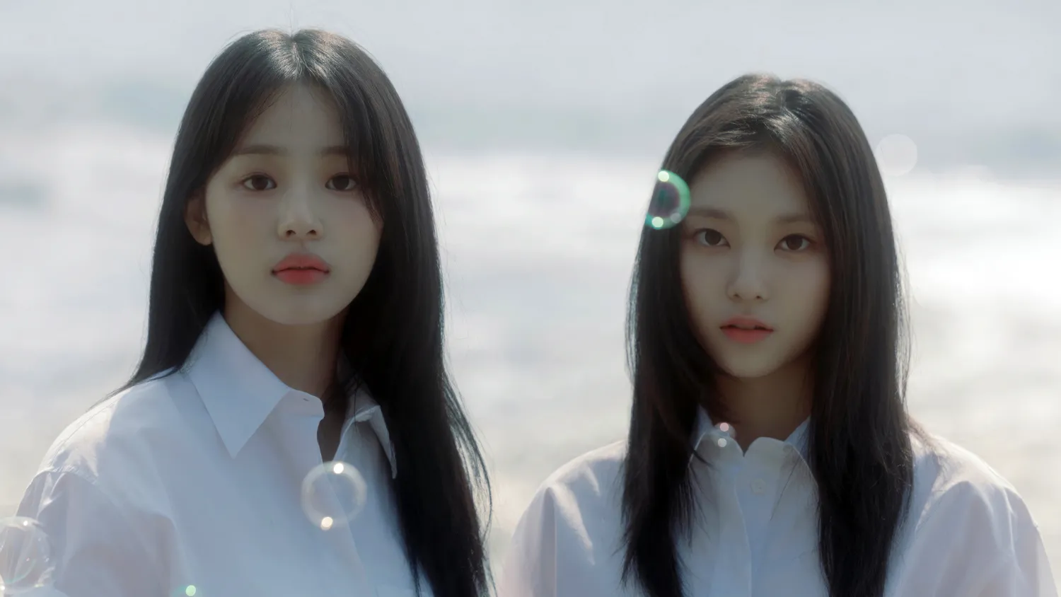 Latest photo of NewJeans