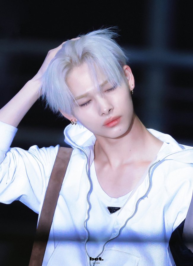 Behind-the-scenes cut of NI-KI (ENHYPEN)