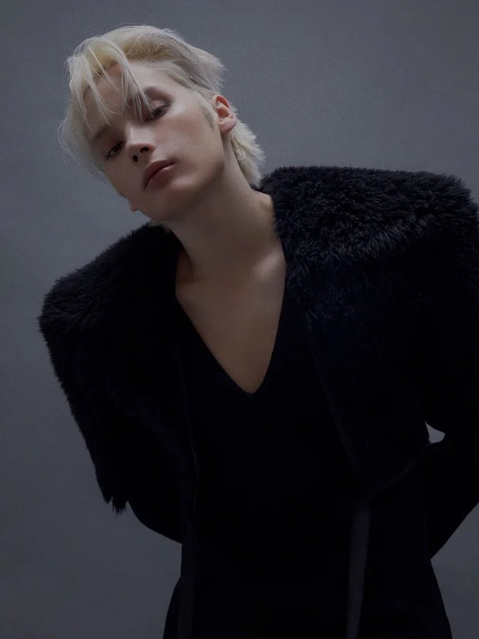 Latest photo of HueningKai (TOMORROW X TOGETHER)