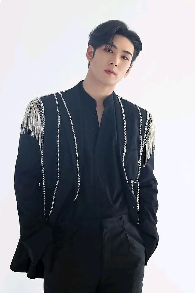 A moment captured by Baekho's fan