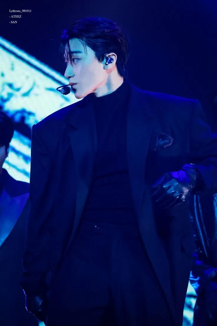 Behind-the-scenes cut of San (ATEEZ)