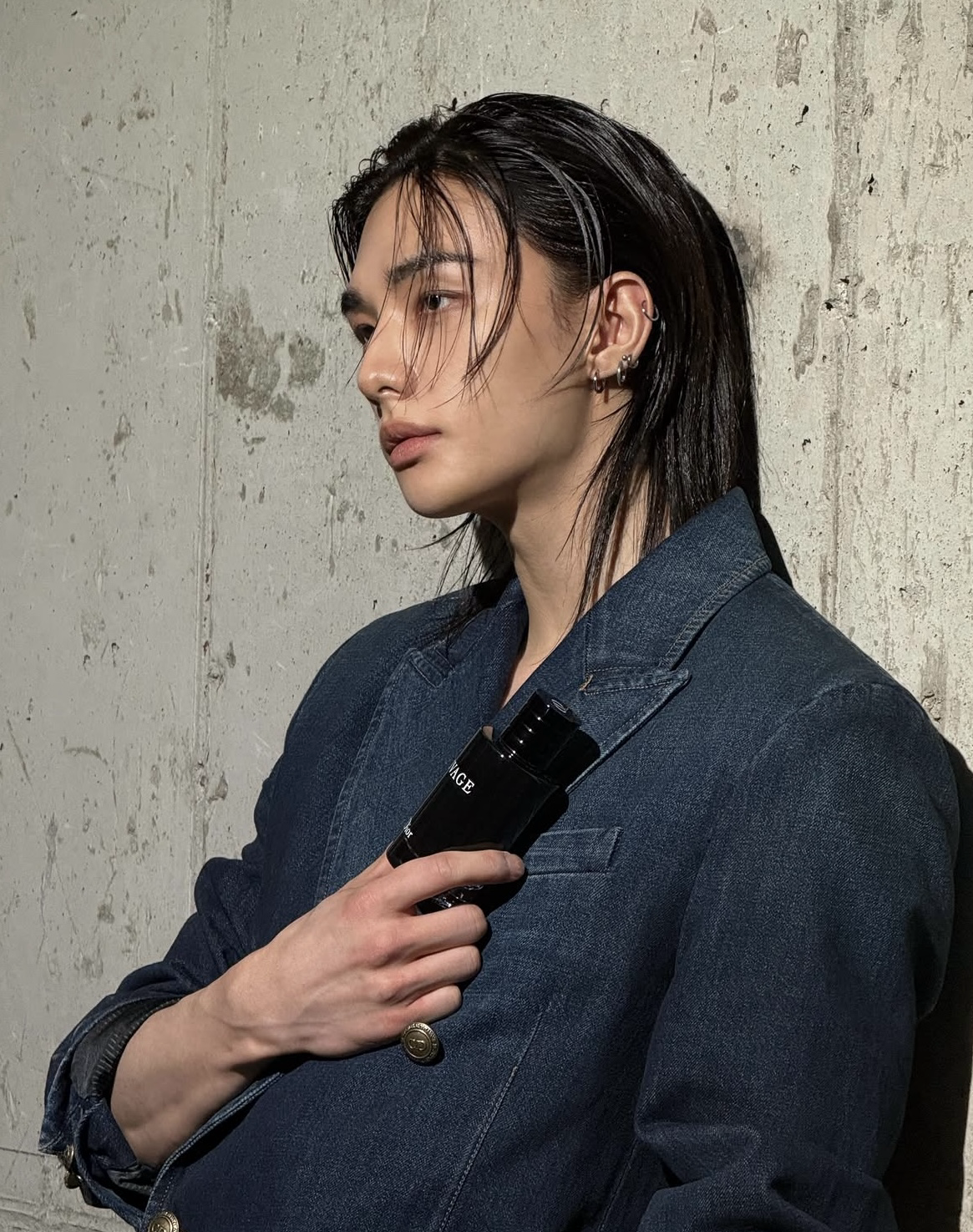 Behind-the-scenes cut of Hyunjin (Stray Kids)