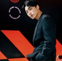 Behind-the-scenes cut of San (ATEEZ)