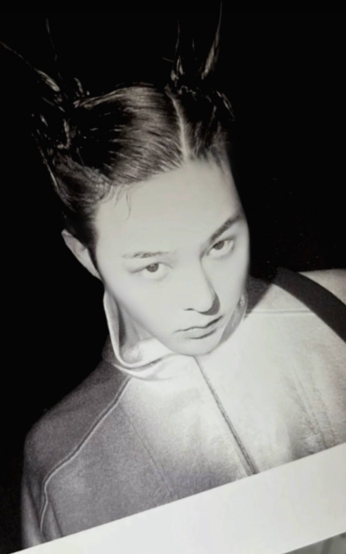 G-DRAGON (빅뱅)의 비하인드 컷