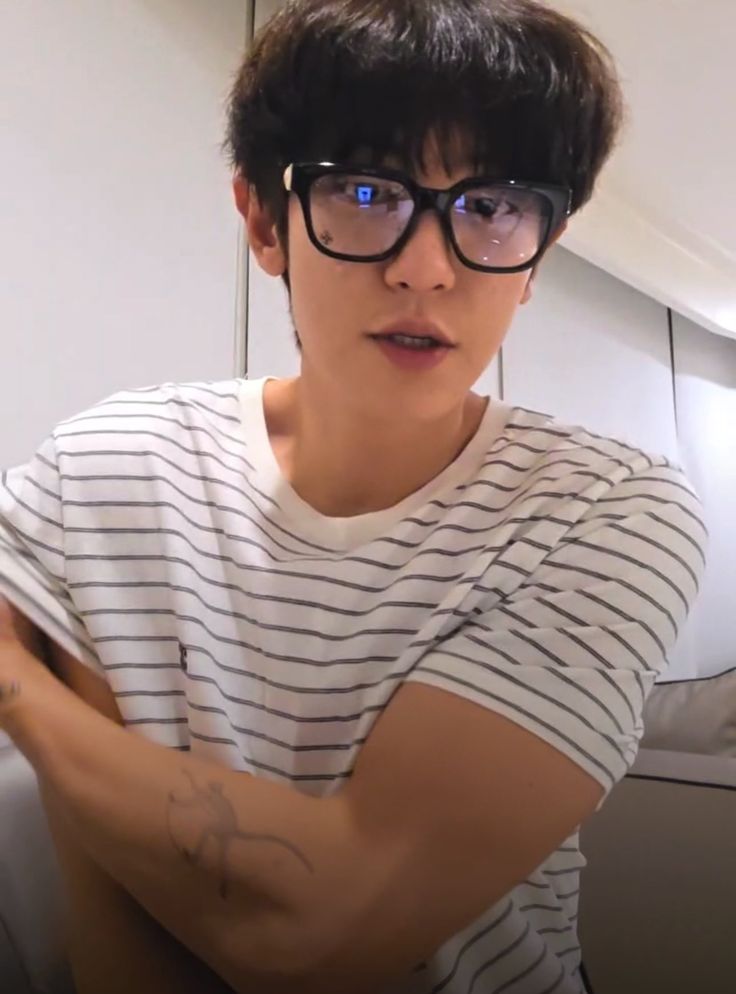 찬열 (EXO) 최근 활동샷