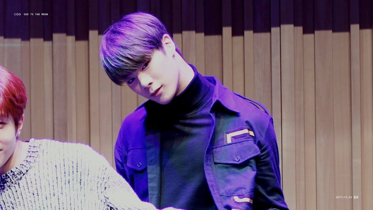 A moment captured by Moonbin (ASTRO)'s fan