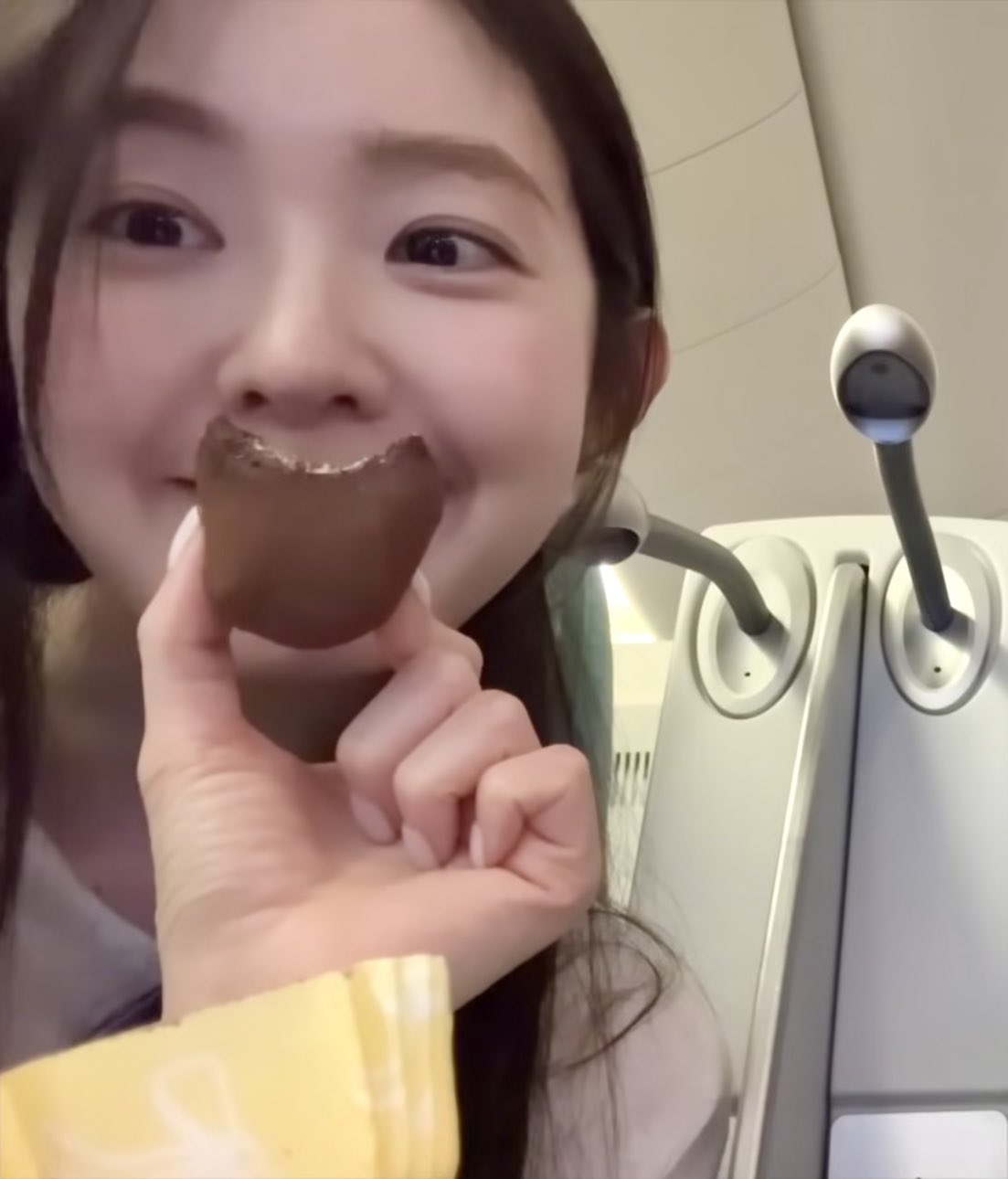 Irene (Red Velvet)的最新照片