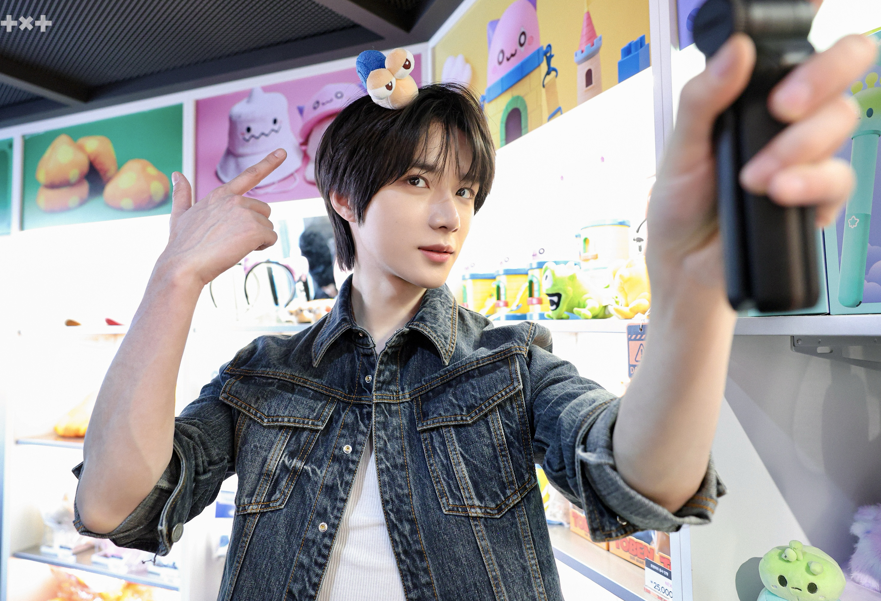 Recent activity shot of Beomgyu (TOMORROW X TOGETHER)