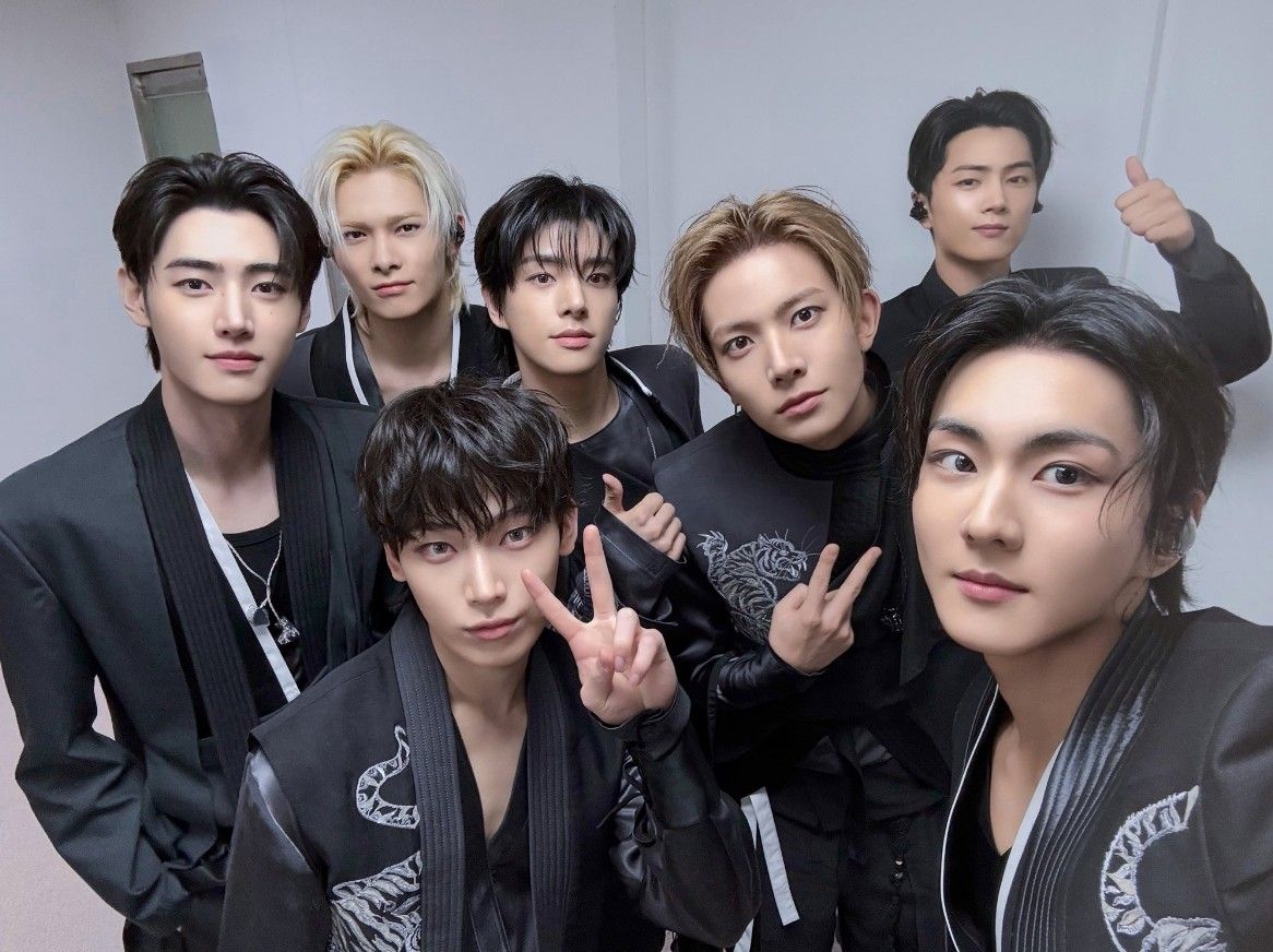 ENHYPEN의 최신 사진