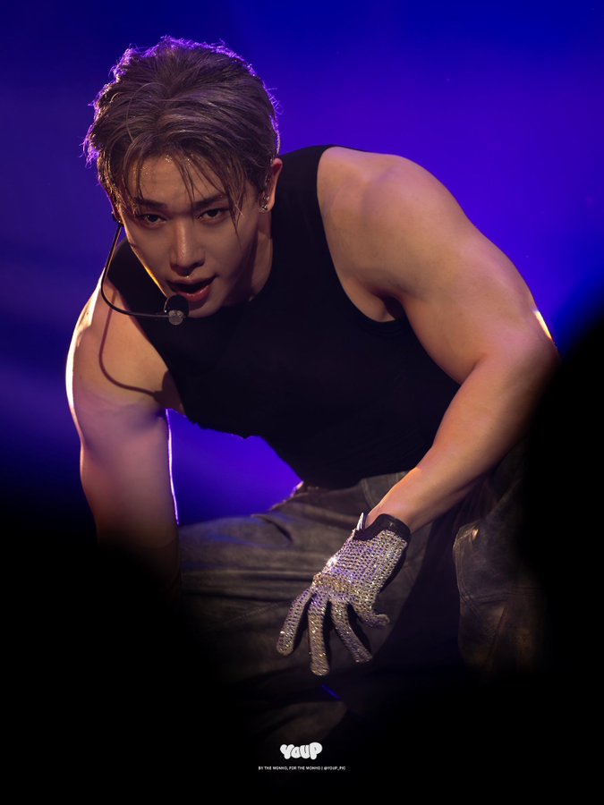 Behind-the-scenes cut of Wonho
