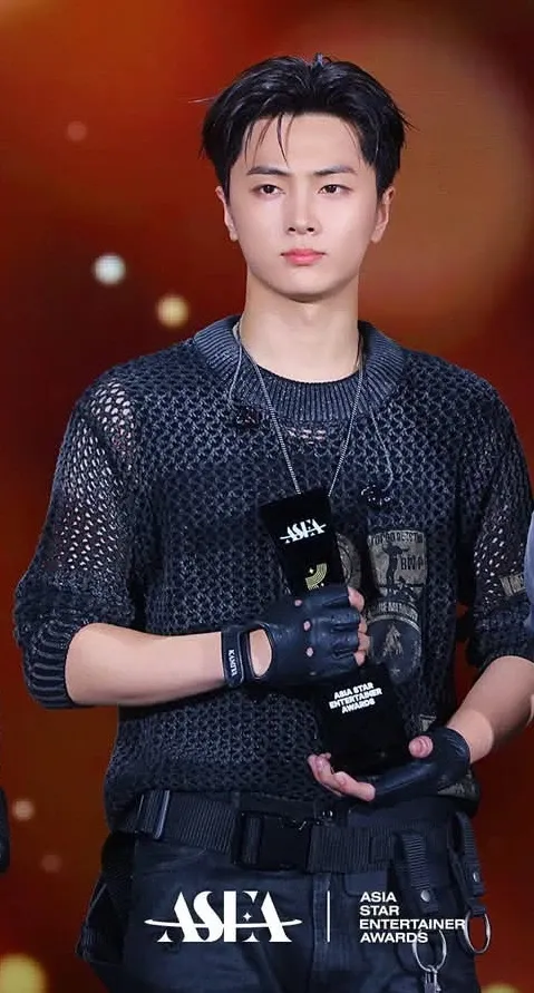 The most beloved wallpaper among Jay (ENHYPEN)'s fans