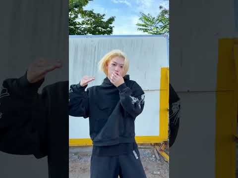 Latest photo of Felix (Stray Kids)