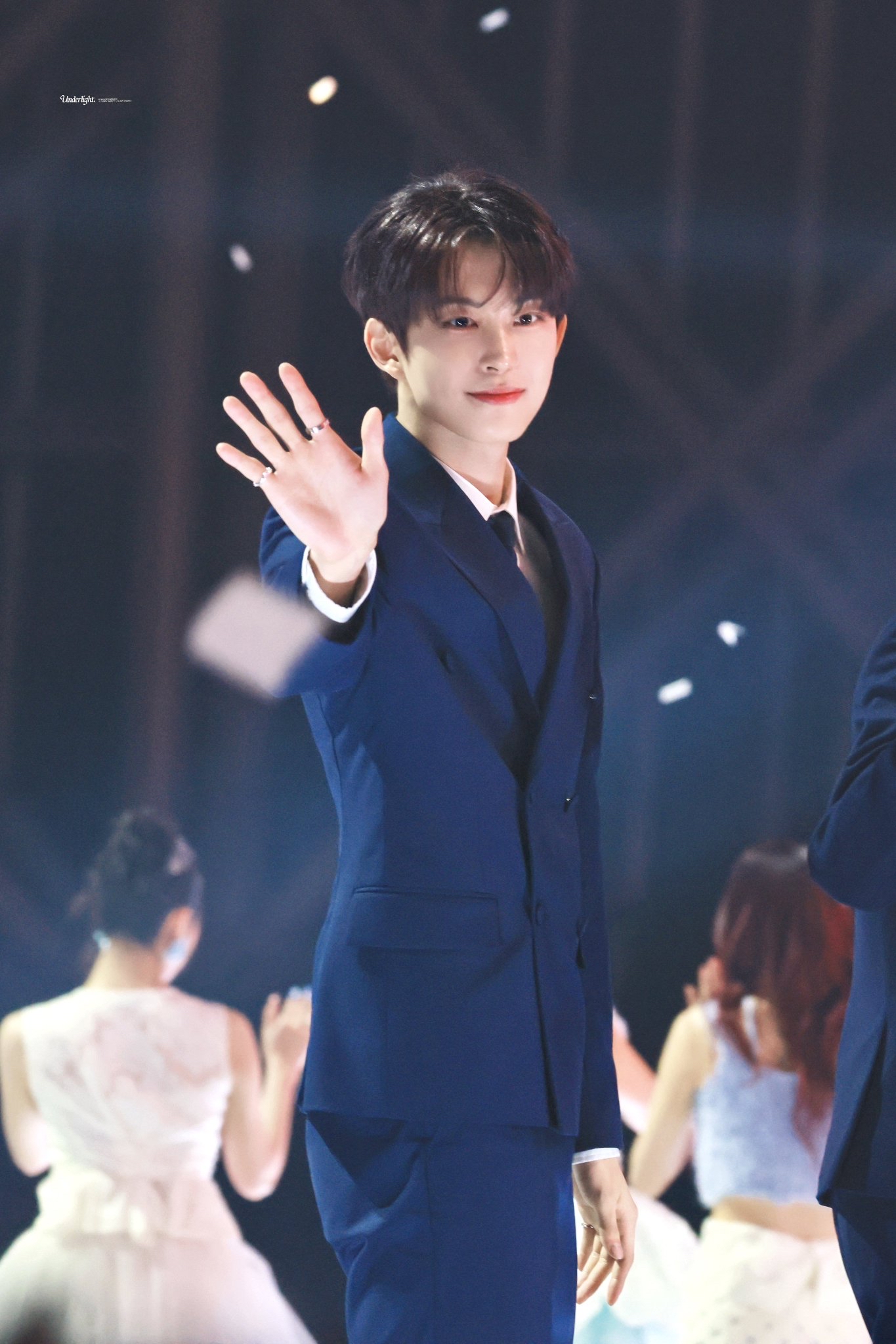 A moment captured by Kim Geonwoo (ALPHA DRIVE ONE)'s fan