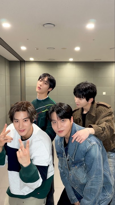 에이티즈의 최신 사진