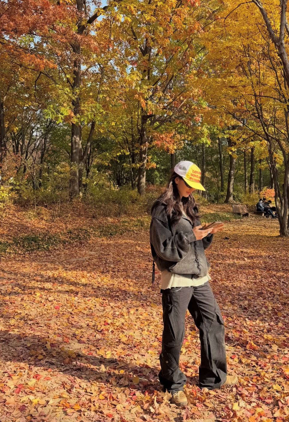 Behind-the-scenes cut of Jihyo (TWICE)