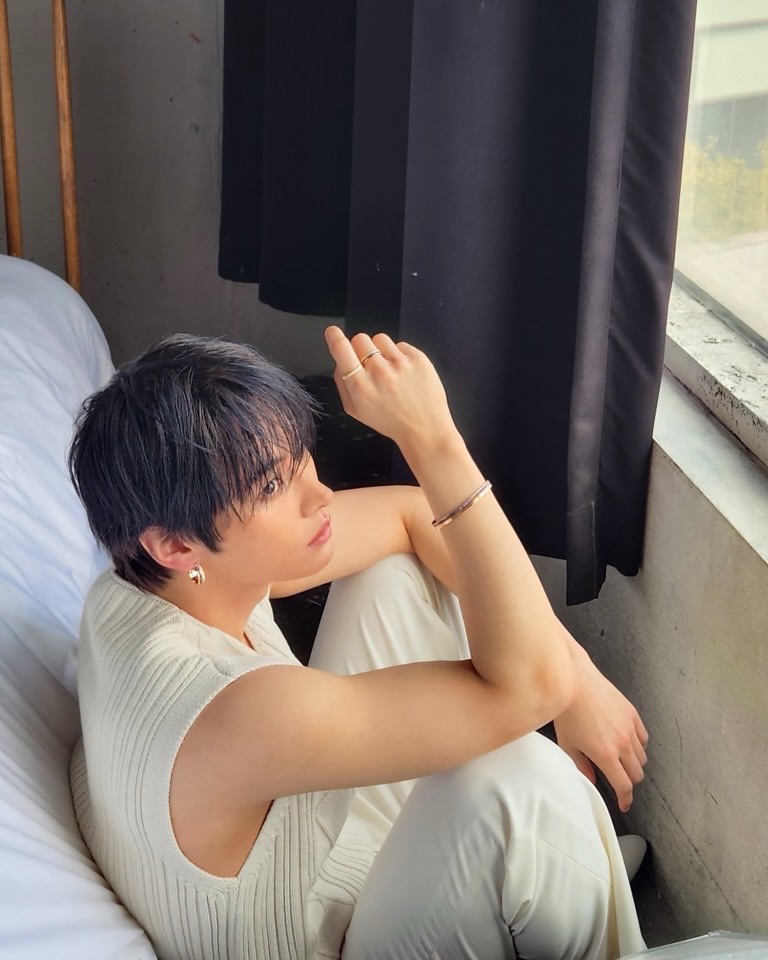 Lee Know (Stray Kids)的幕后花絮