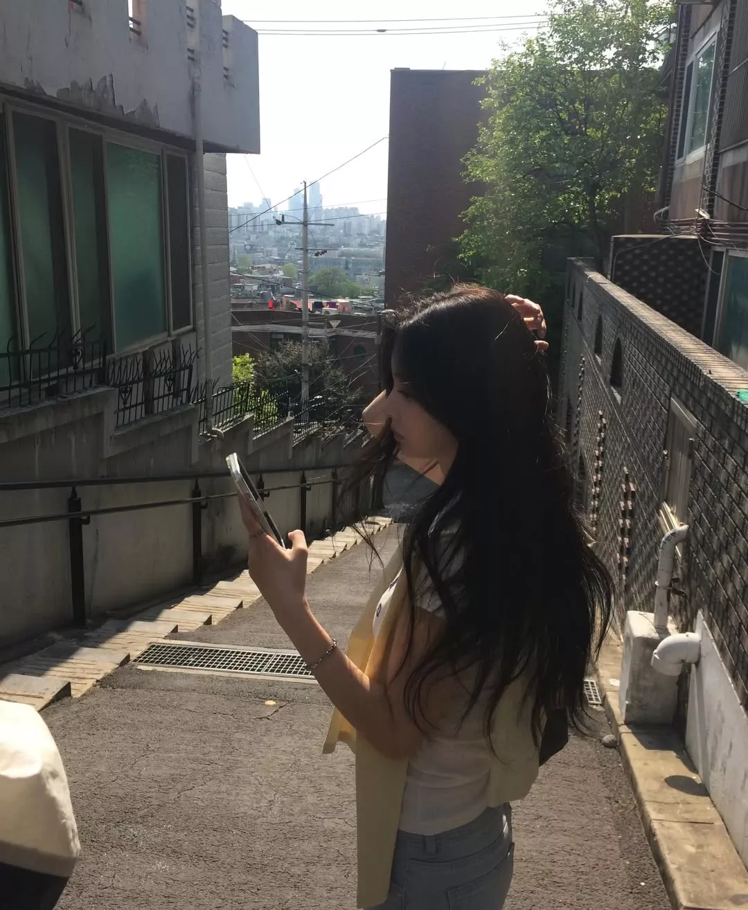 강혜원의 비하인드 컷