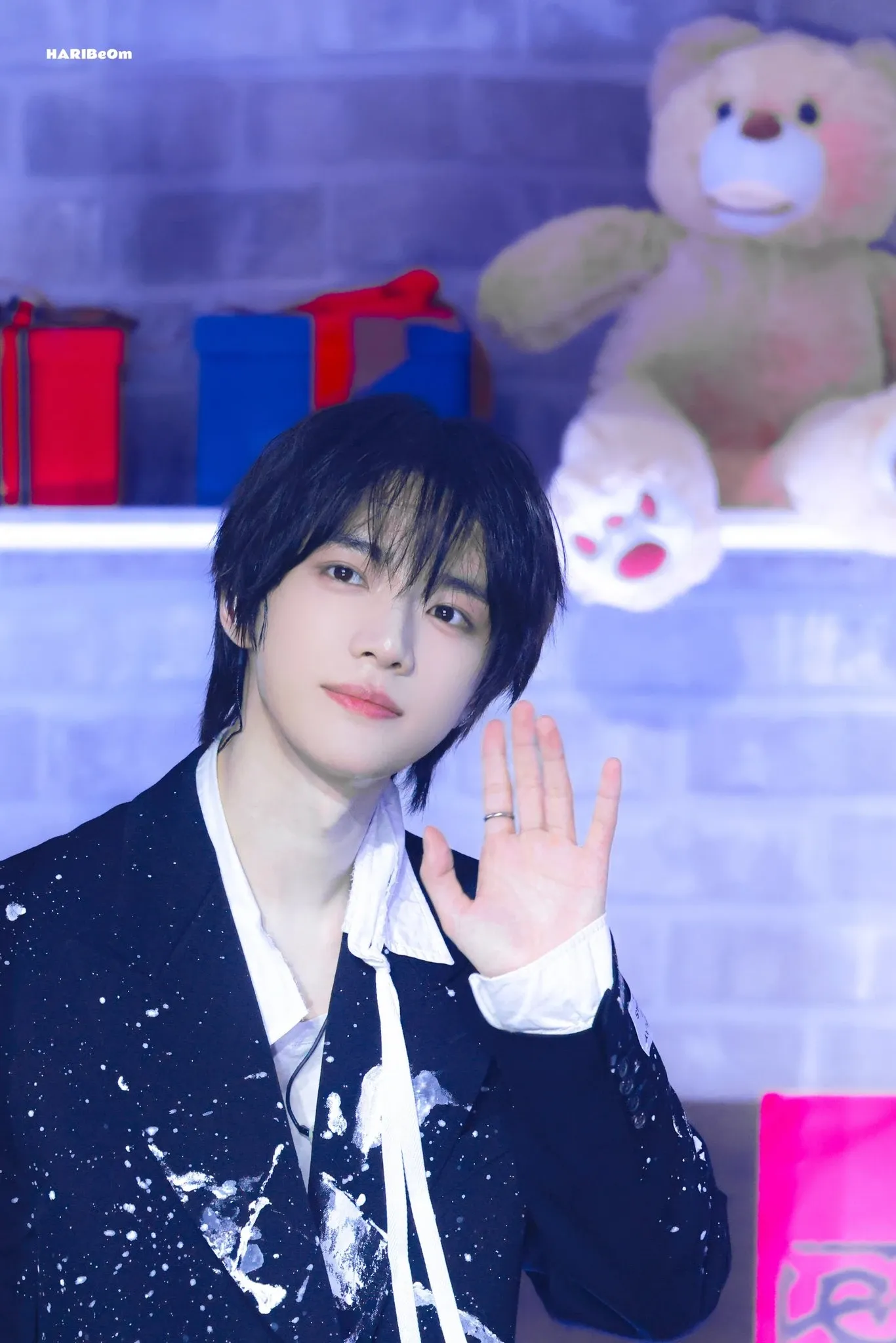 Behind-the-scenes cut of Beomgyu (TOMORROW X TOGETHER)