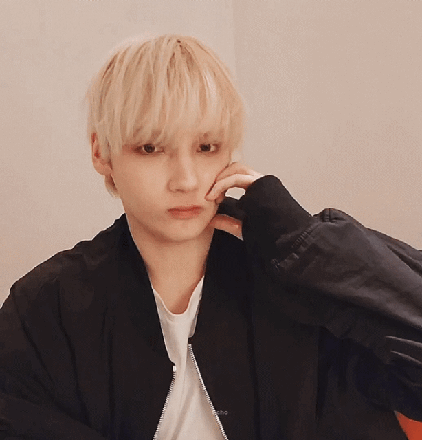 Behind-the-scenes cut of HueningKai (TOMORROW X TOGETHER)