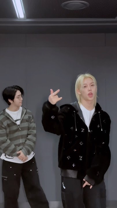 A heartfelt wallpaper shared by Stray Kids's fans