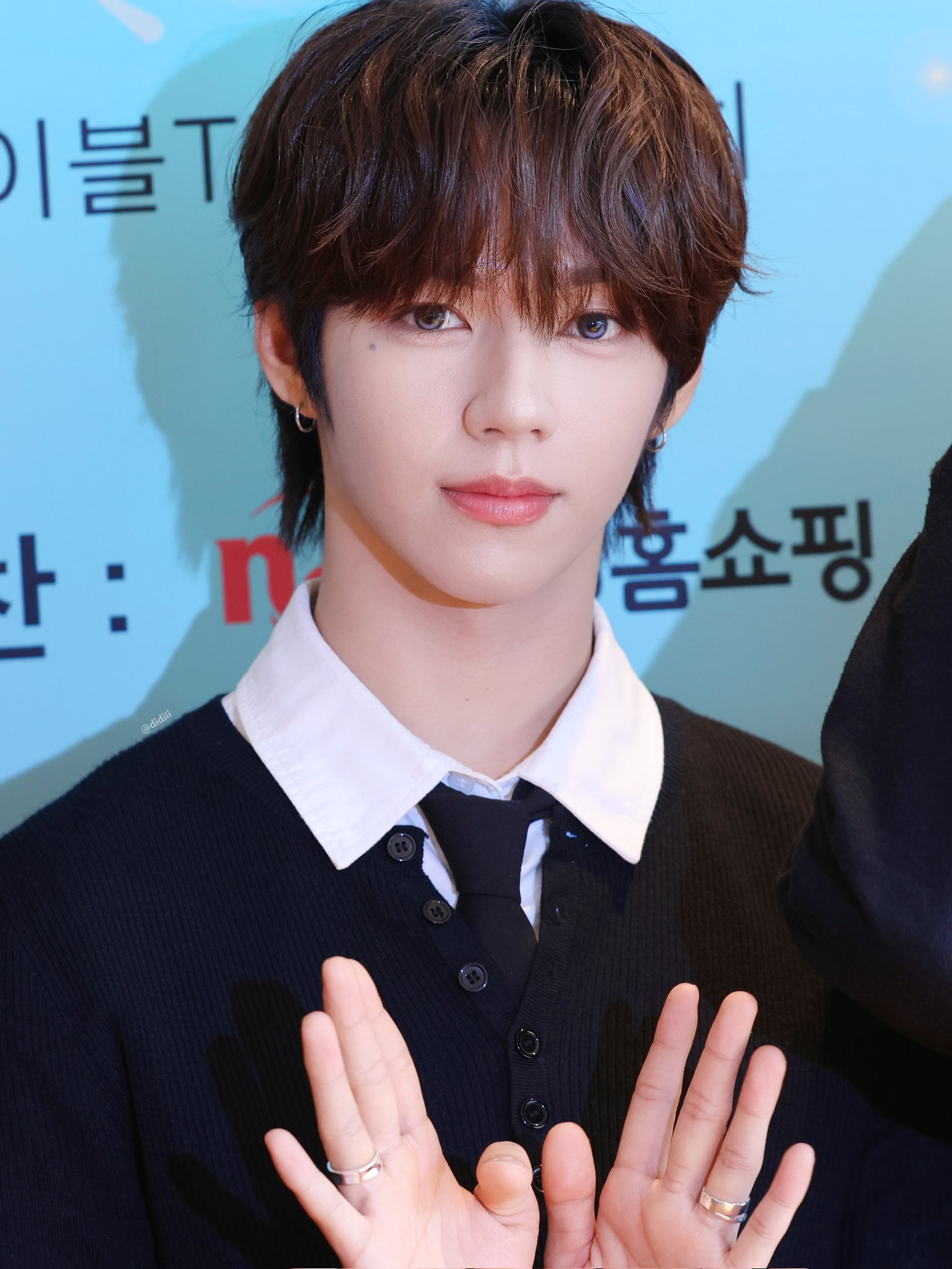 Behind-the-scenes cut of JL (AHOF)