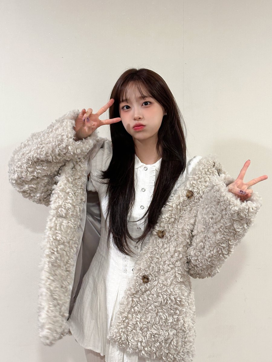 Recent activity shot of Chuu