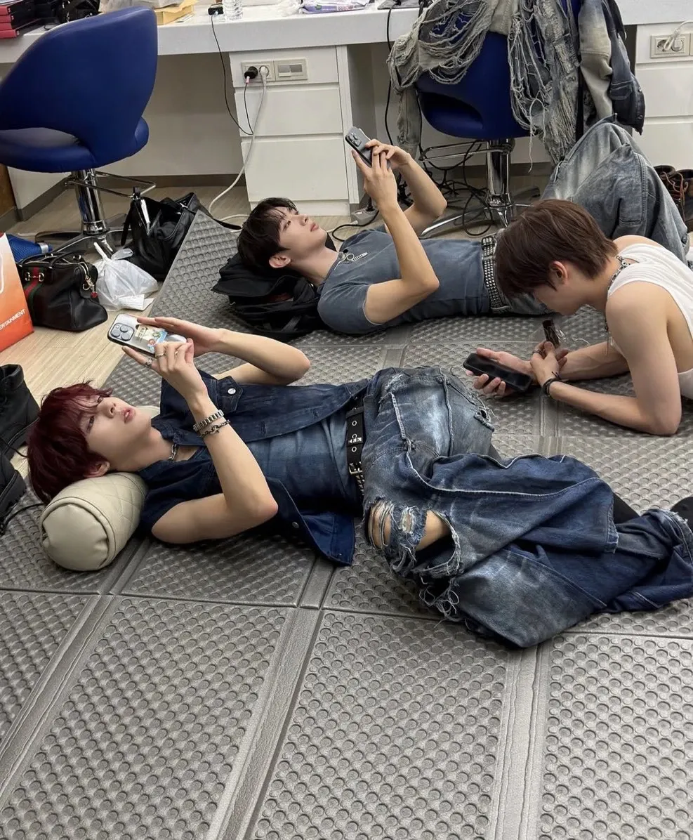 Potret di balik layar Han Yujin (AND2BLE)