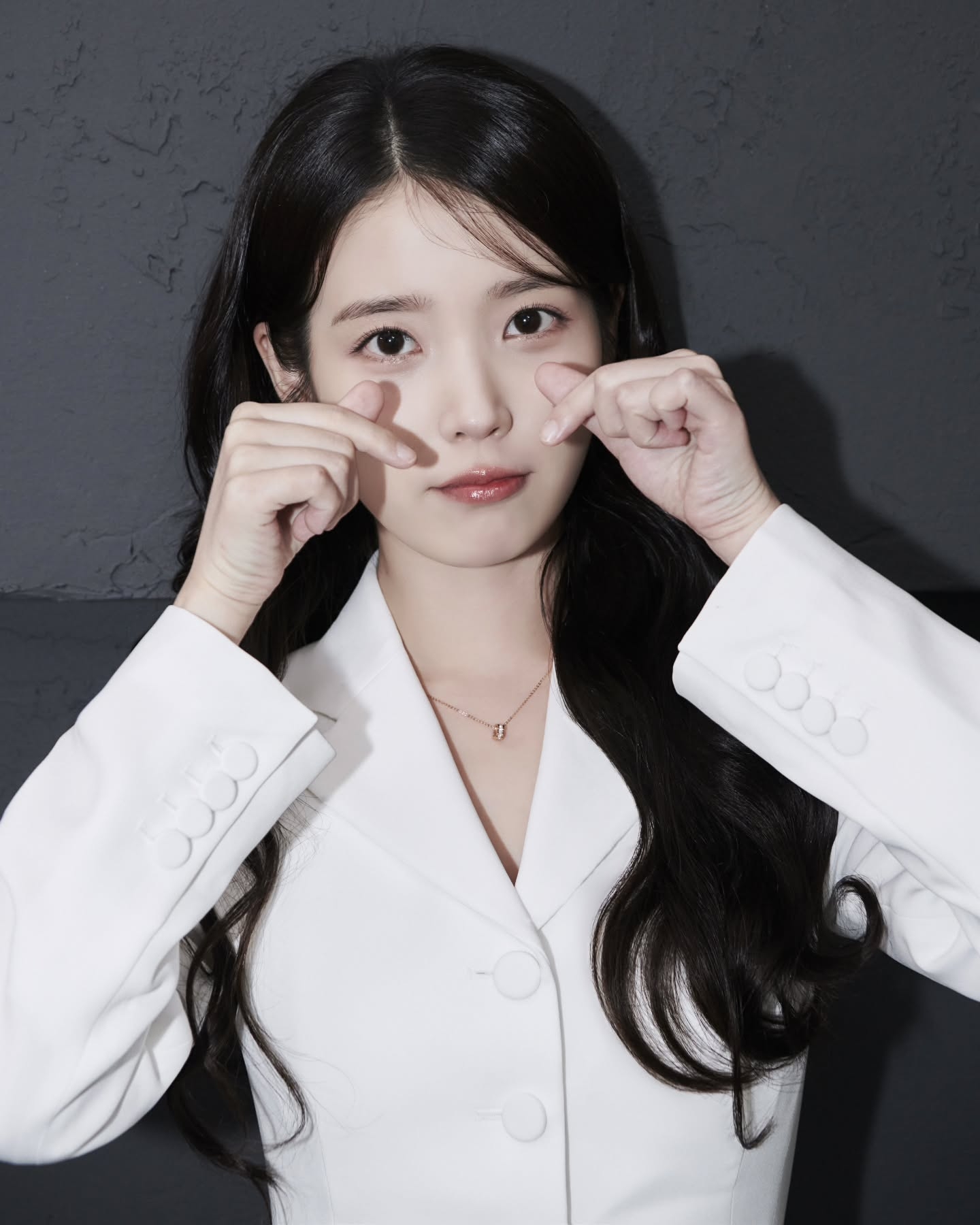 IUの舞台裏ショット