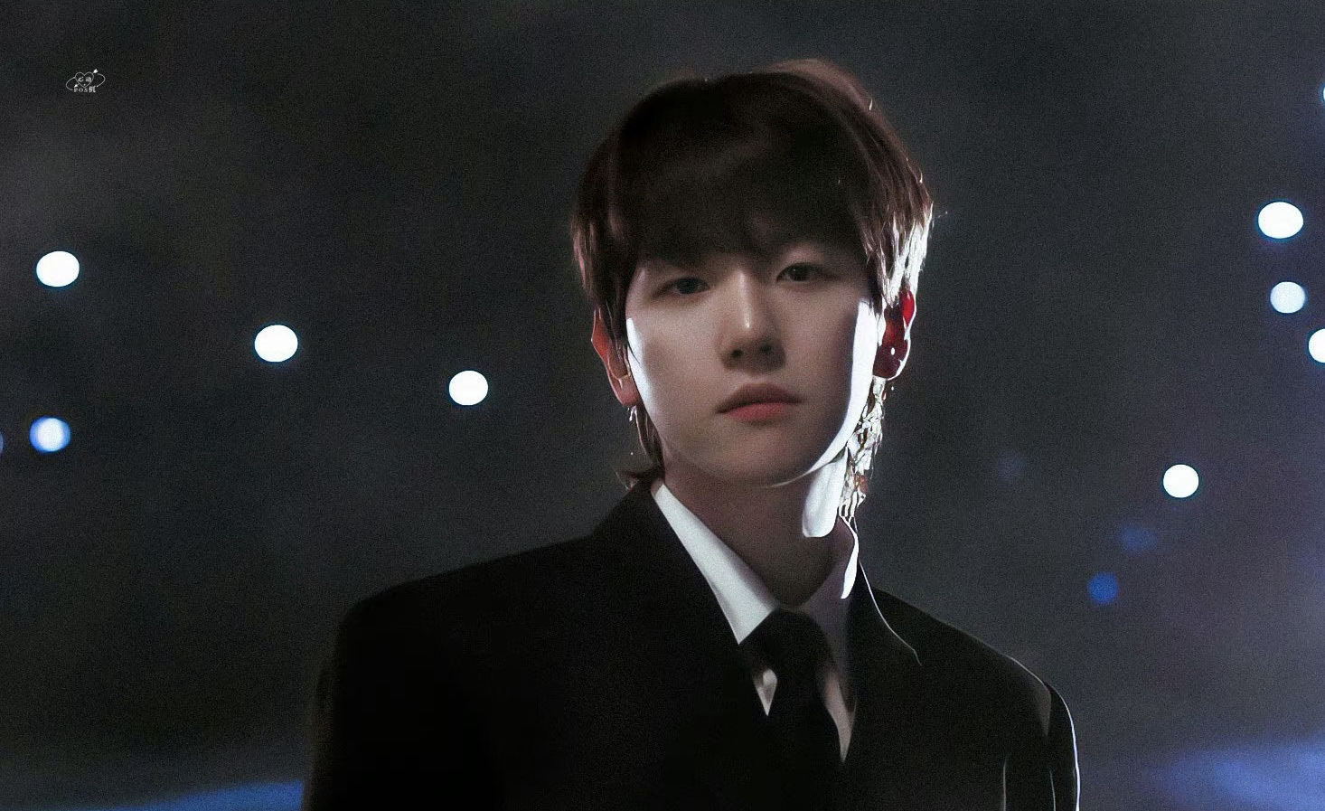 백현 (EXO)의 비하인드 컷