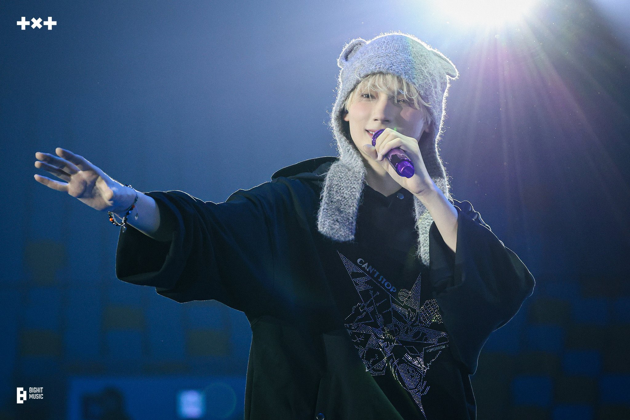 ヒュニンカイ (TOMORROW X TOGETHER)の舞台裏ショット