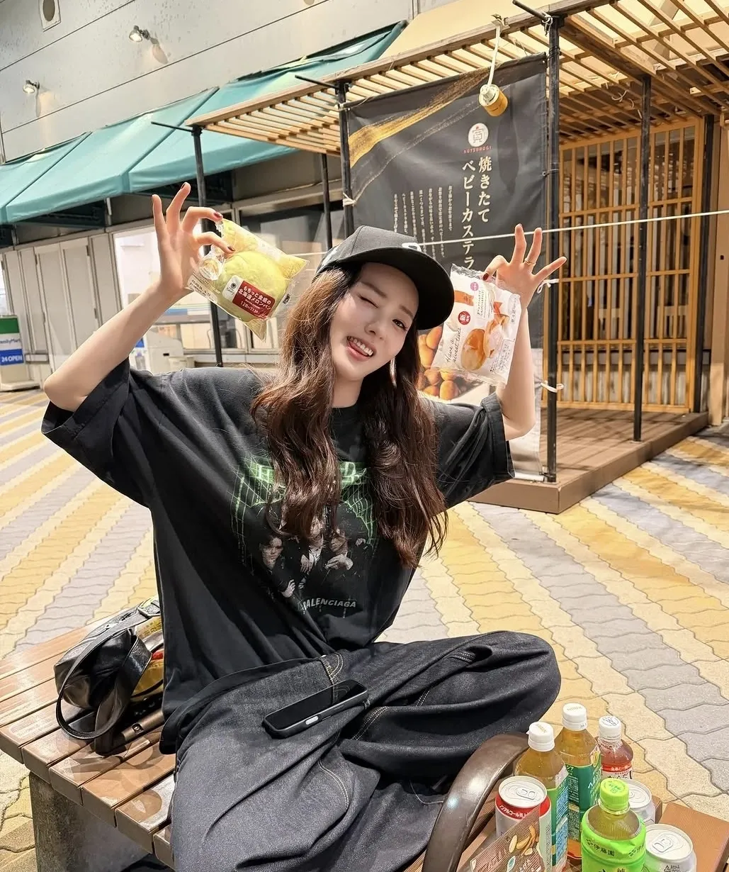 Latest photo of Yoon Bomi (Apink)