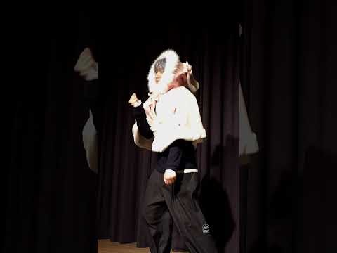 A moment captured by Jeong Sewoon's fan