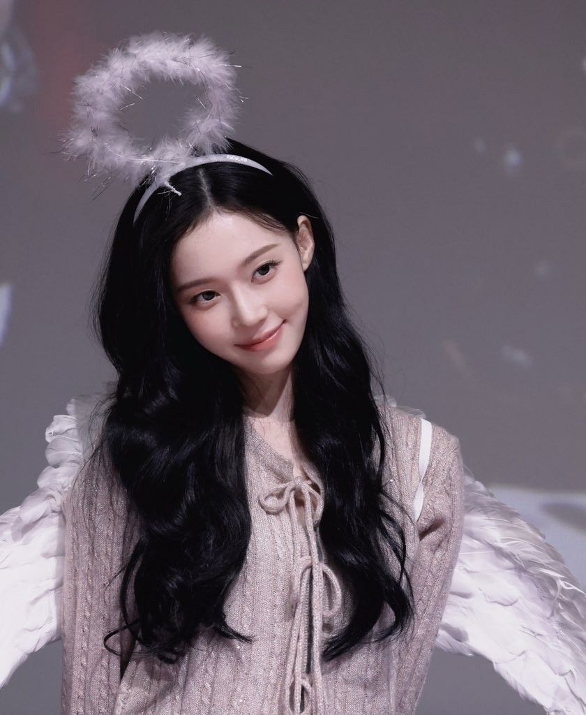 Latest photo of Winter (aespa)