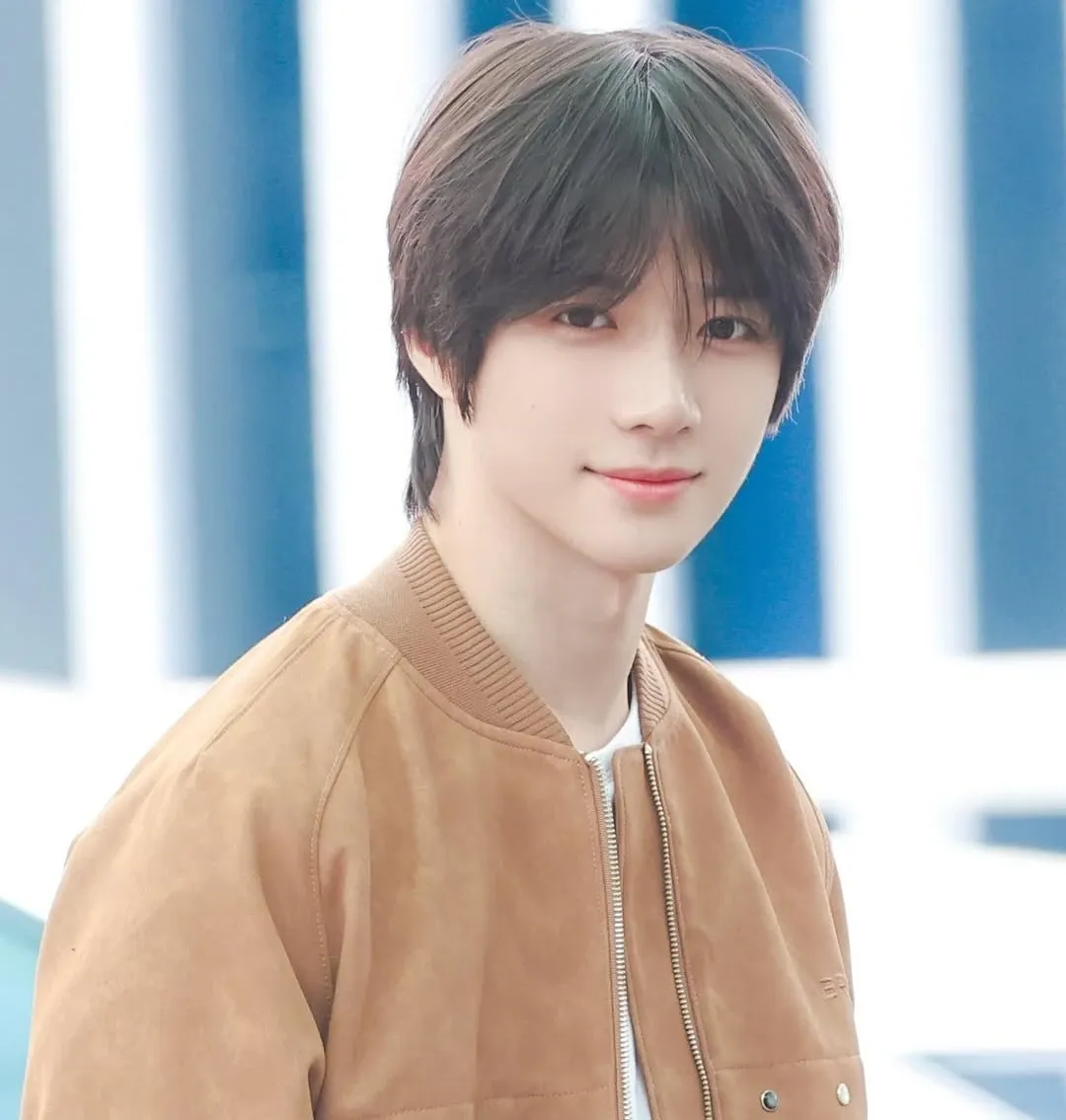 A moment captured by Beomgyu (TOMORROW X TOGETHER)'s fan