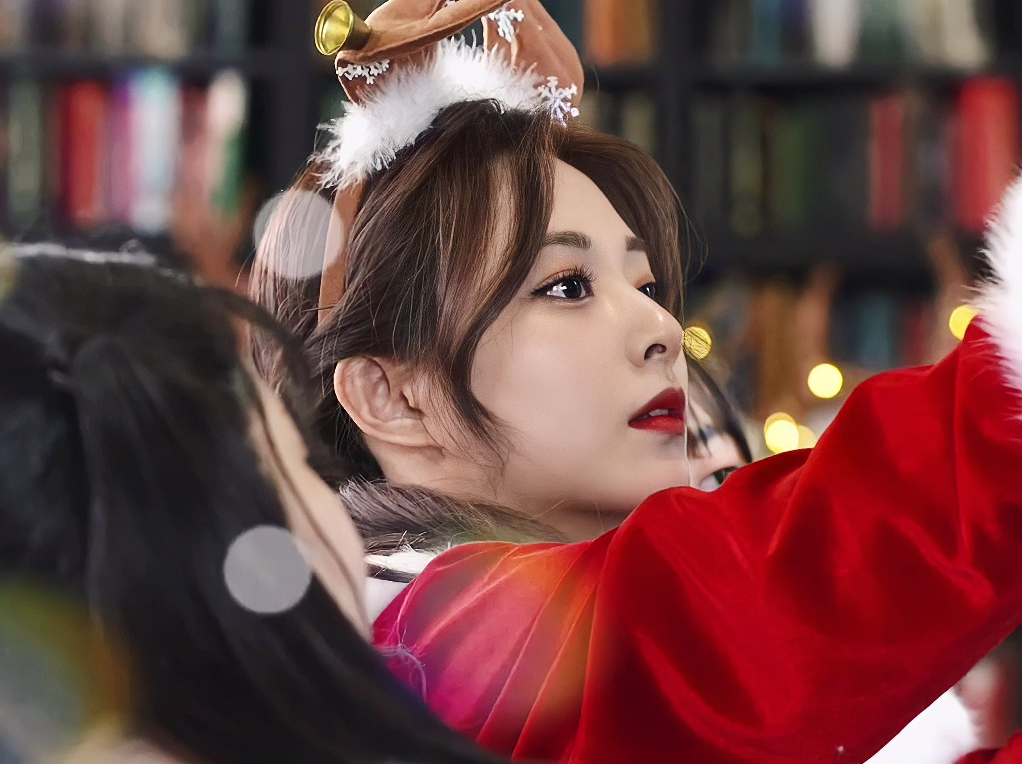 Momen yang diabadikan oleh penggemar Tzuyu (TWICE)